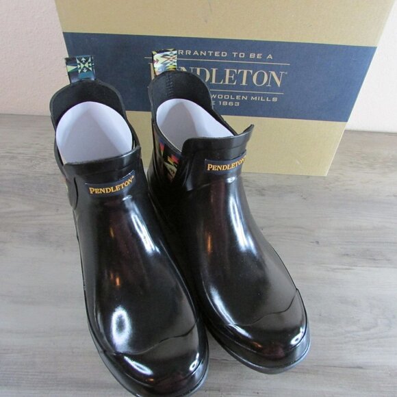 Pendleton Women's 6 Tucson Gloss Aztec Print Chelsea Rain Boot Black PW2269 - Picture 2 of 4